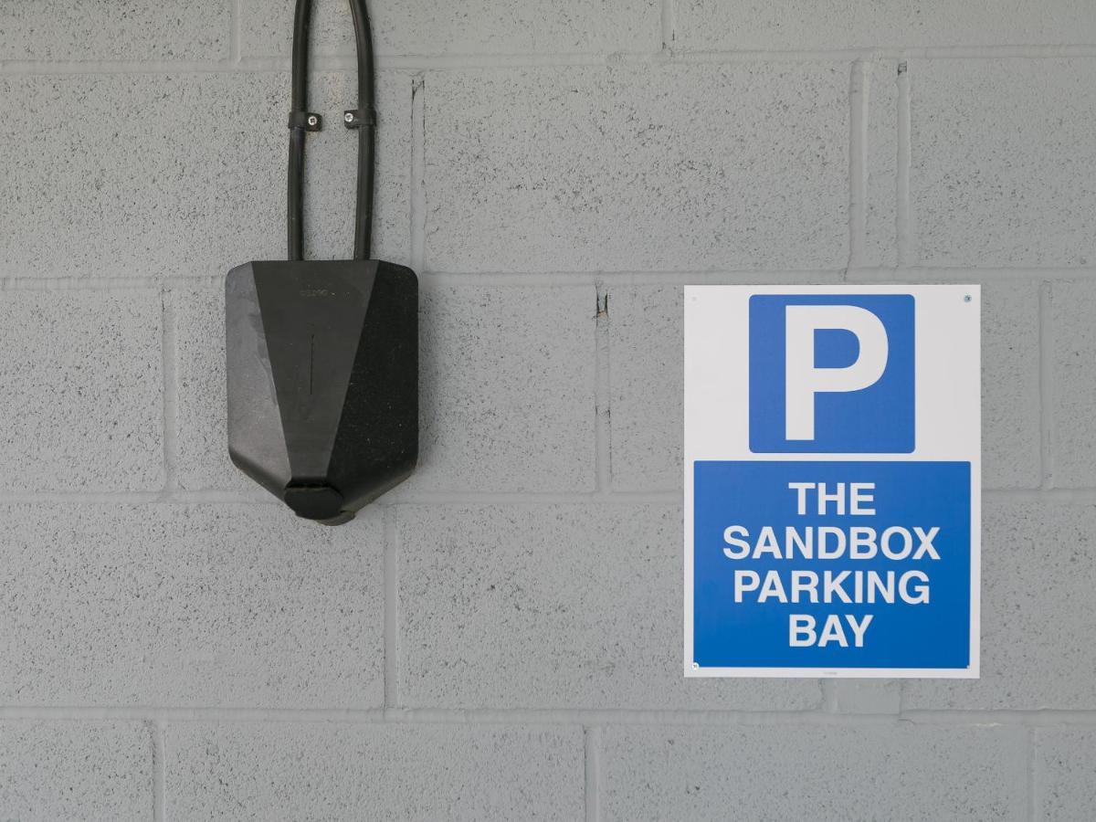 The Sandbox Хейл Экстерьер фото